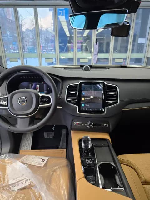 볼보 XC90 사진 2