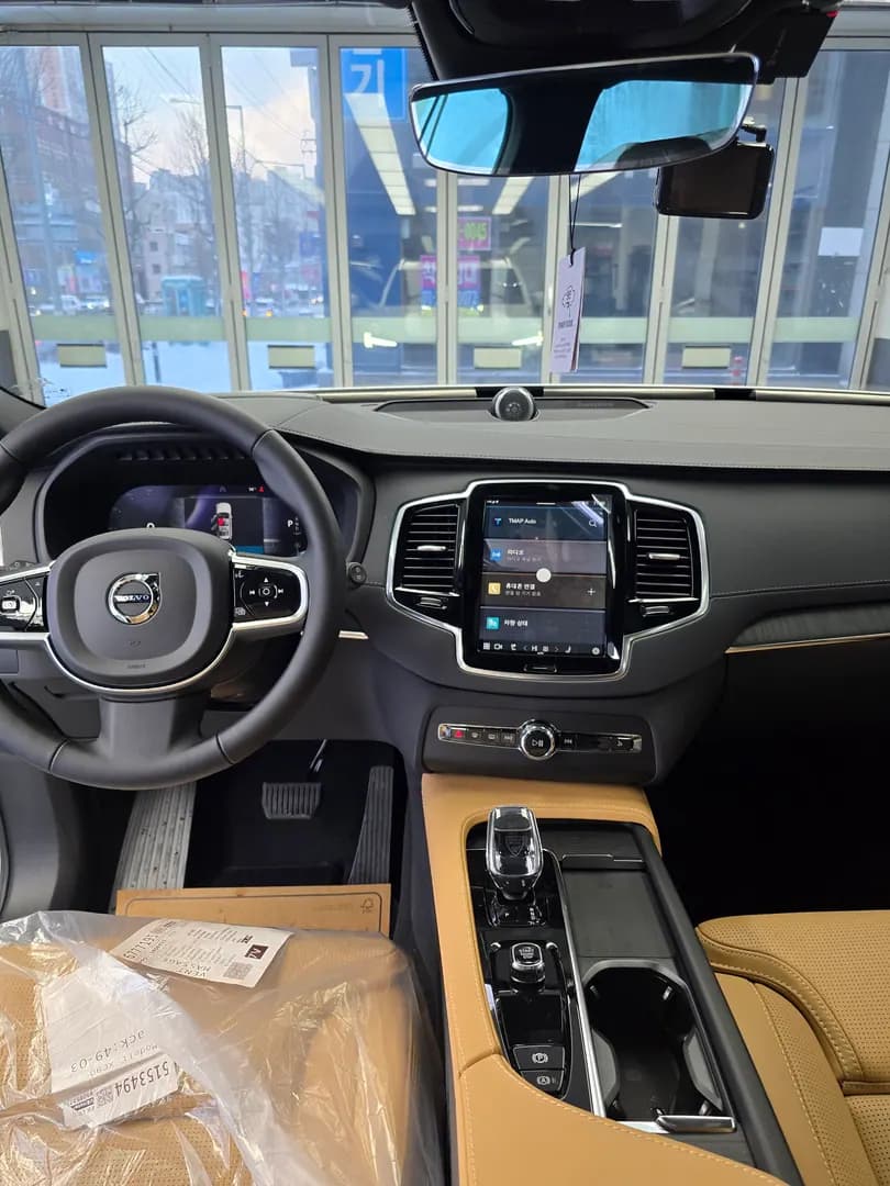 볼보 XC90 사진 2