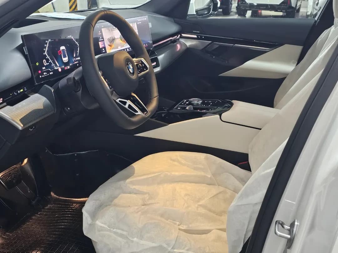 BMW 5시리즈 사진 2