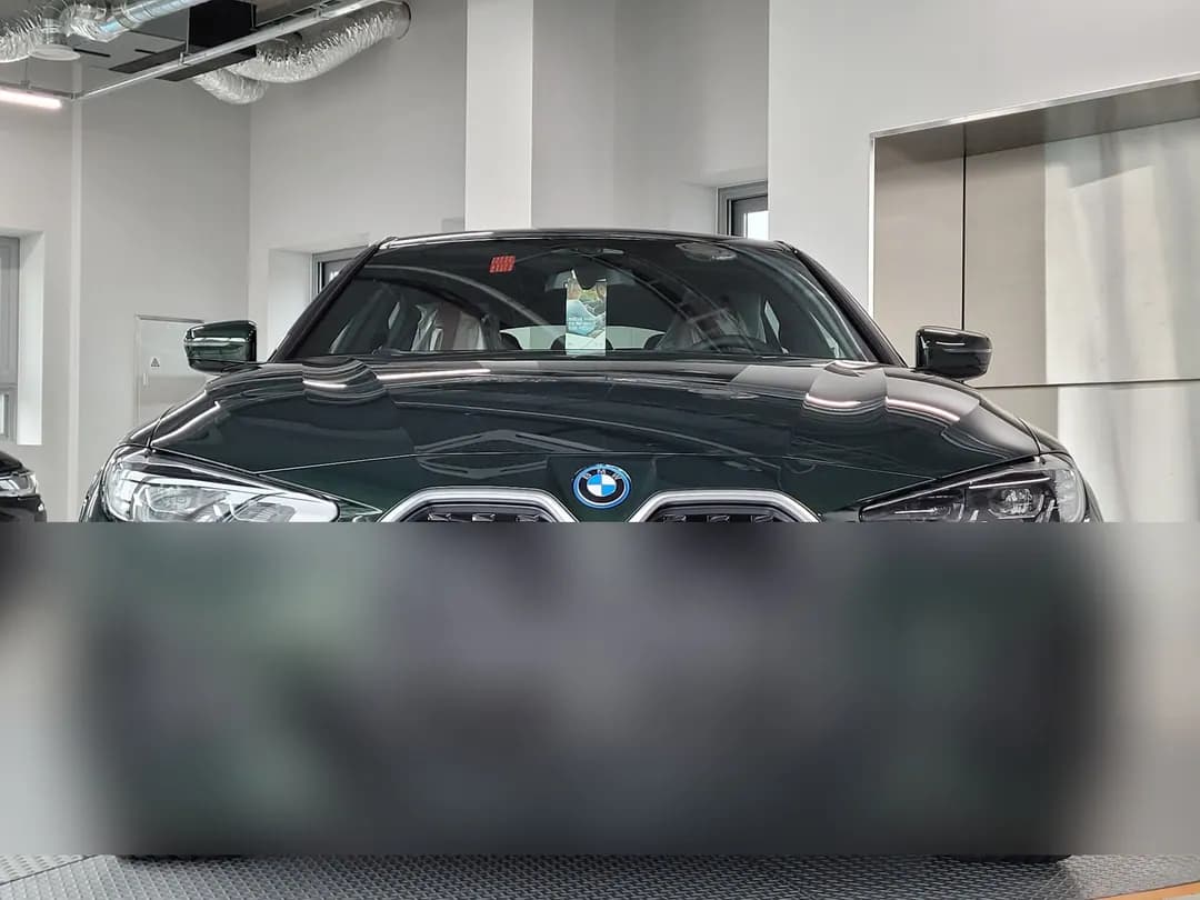 BMW i4 사진 1