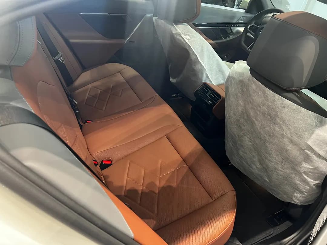 BMW 5시리즈 사진 3
